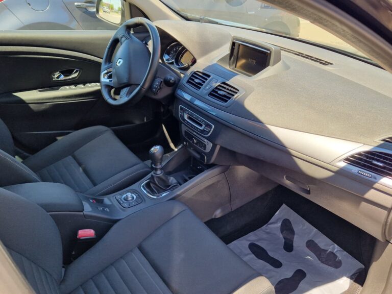 RENAULT MEGANE 3 1.2 TCe LIMITED