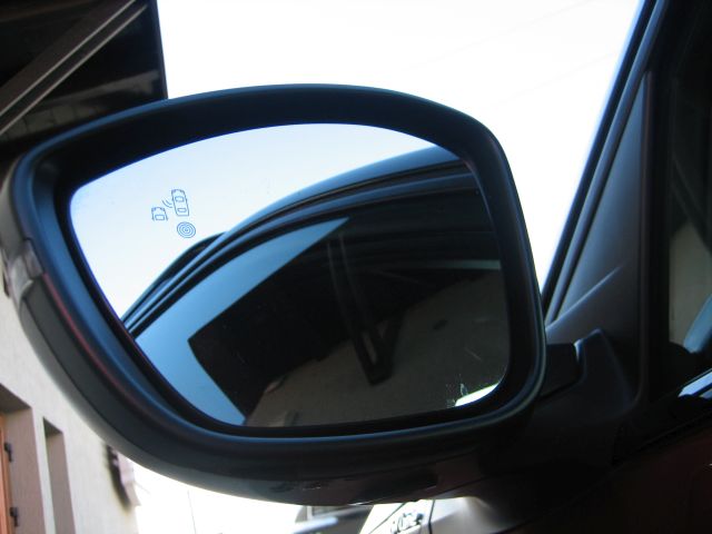
								PEUGEOT 2008 1.2 PURE TECH GT-Line full									