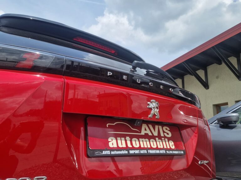 PEUGEOT 2008 1.2 PURE TECH GT-Line