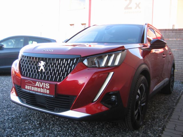 
								PEUGEOT 2008 1.2 PURE TECH GT-Line full									